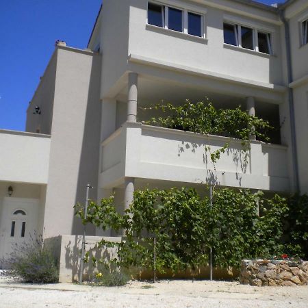 Apartments Vito Nin Exterior photo